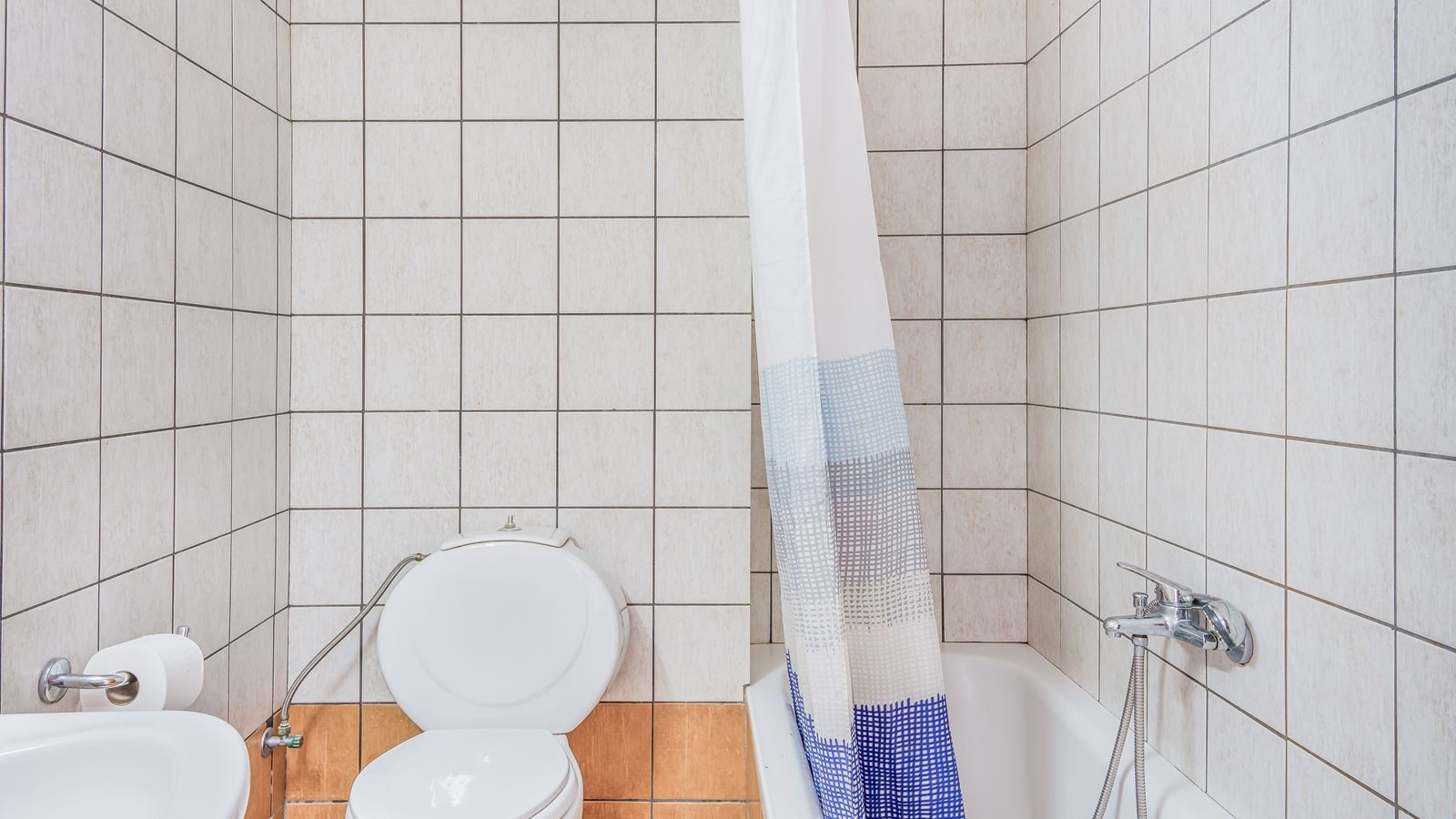 rooms-standard-triple-balcony-or-terrace