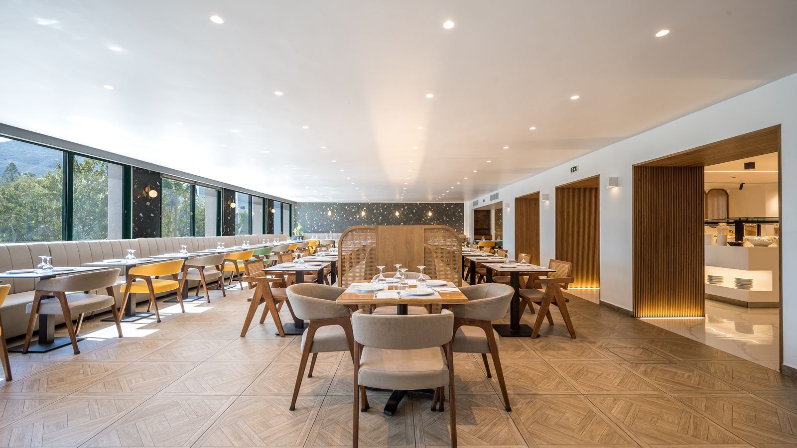 restaurants-main-restaurant