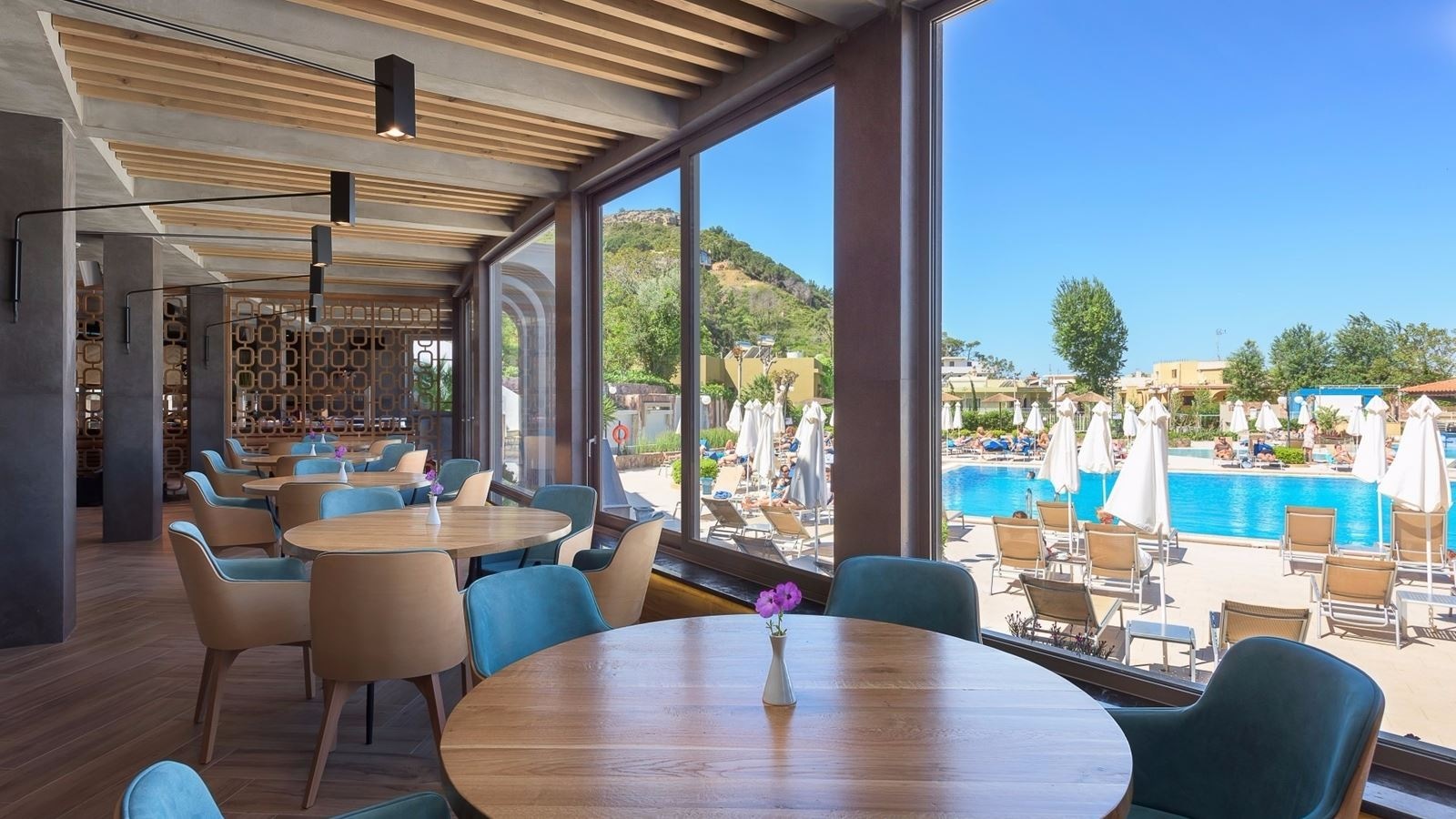 bars-aquamarine-snack-bar