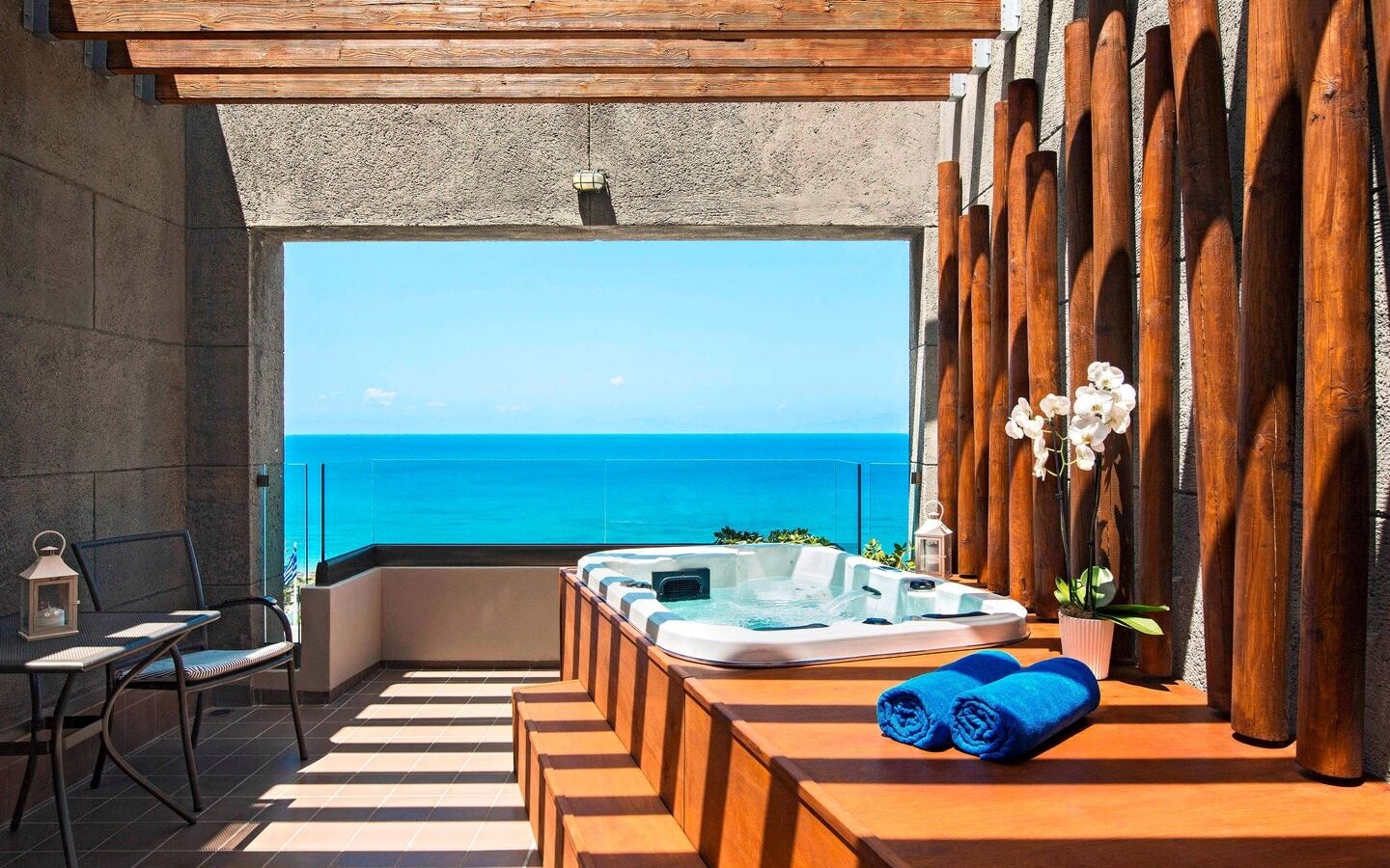 rooms-aqua-room-sea-view