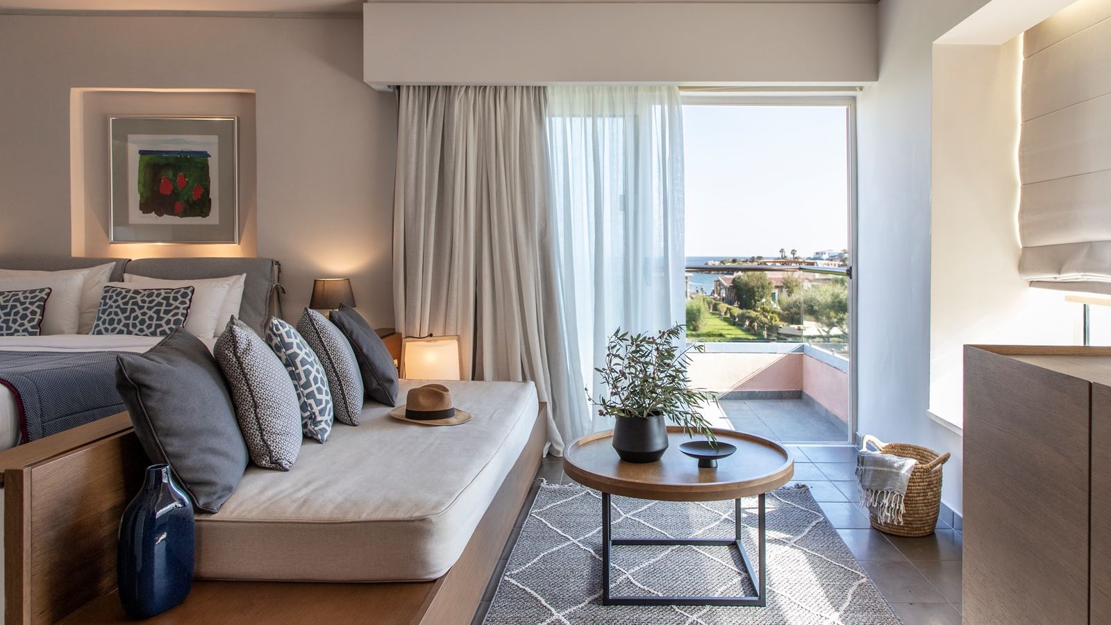 rooms-bungalow-garden-view-with-balcony