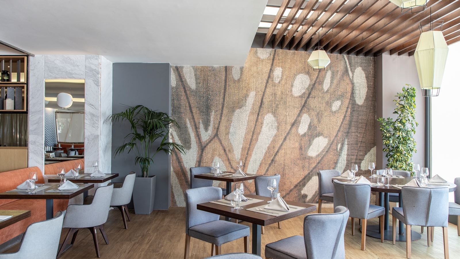 restaurants-flavours-of-eden-main-buffet-restaurant