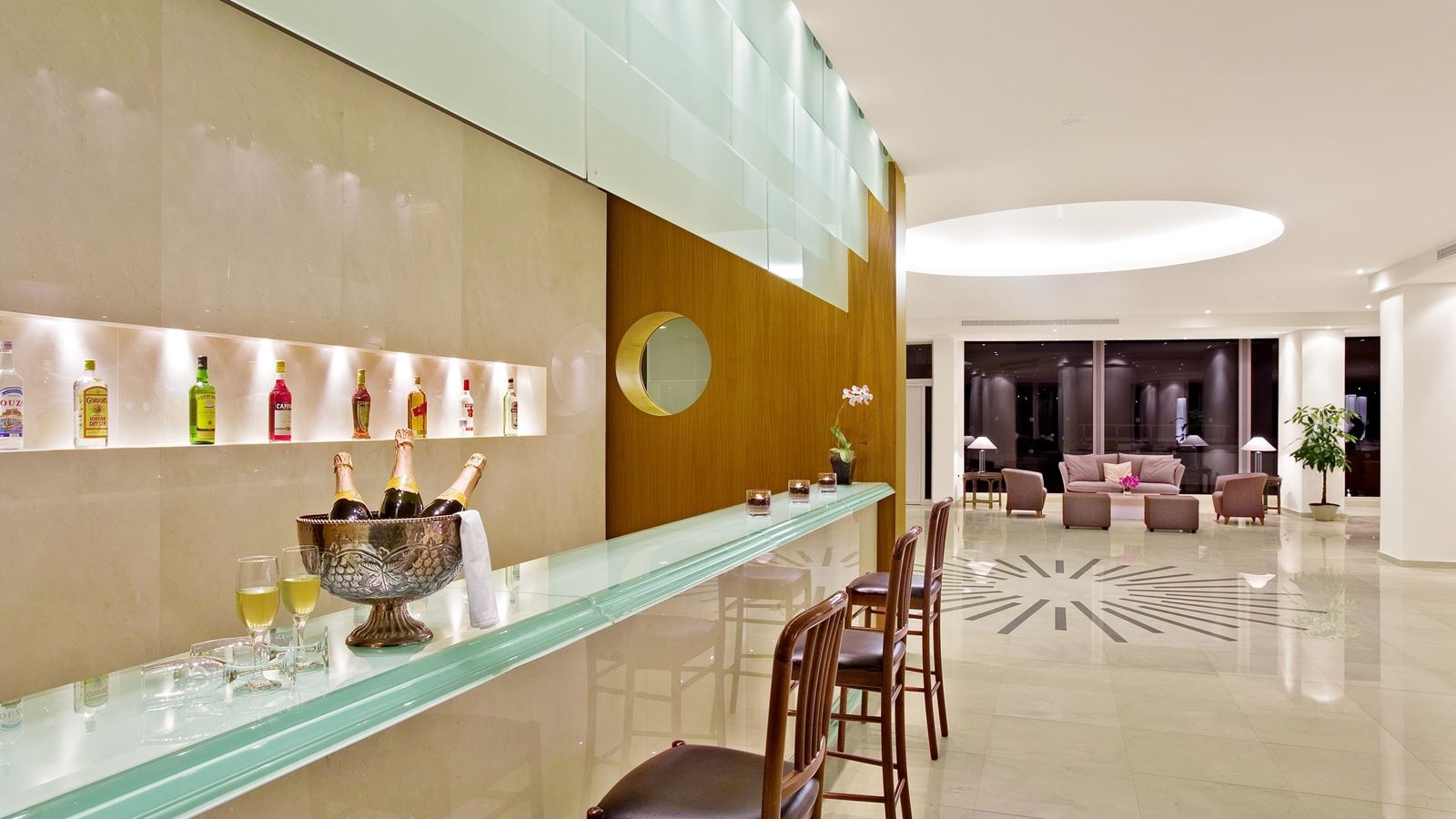 bars-champagne-and--wine-bar