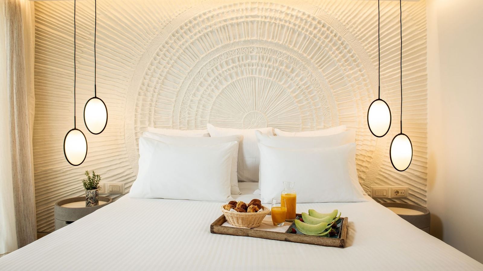 rooms-superior-bungalow-private-courtyard