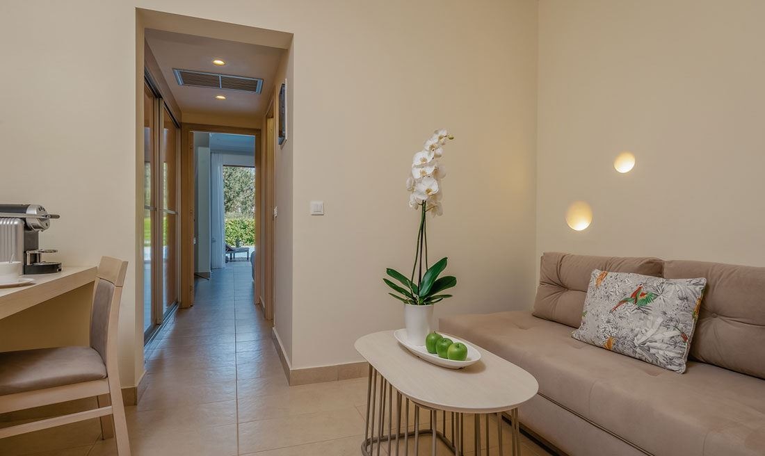 rooms-suite-private-pool-gv