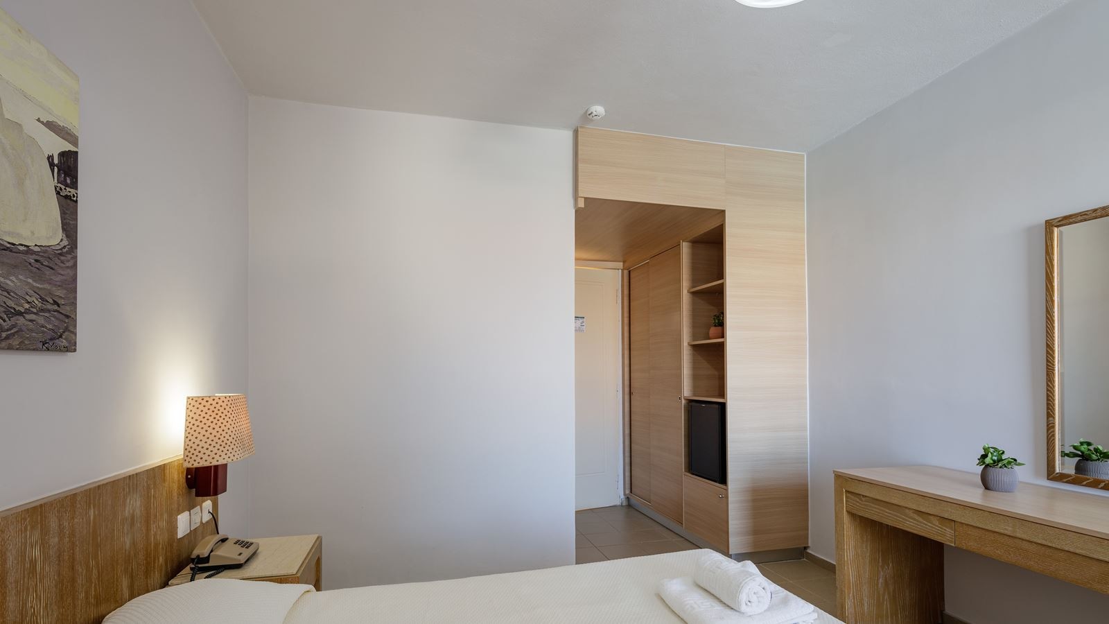 rooms-double-room-balcony-or-terrace