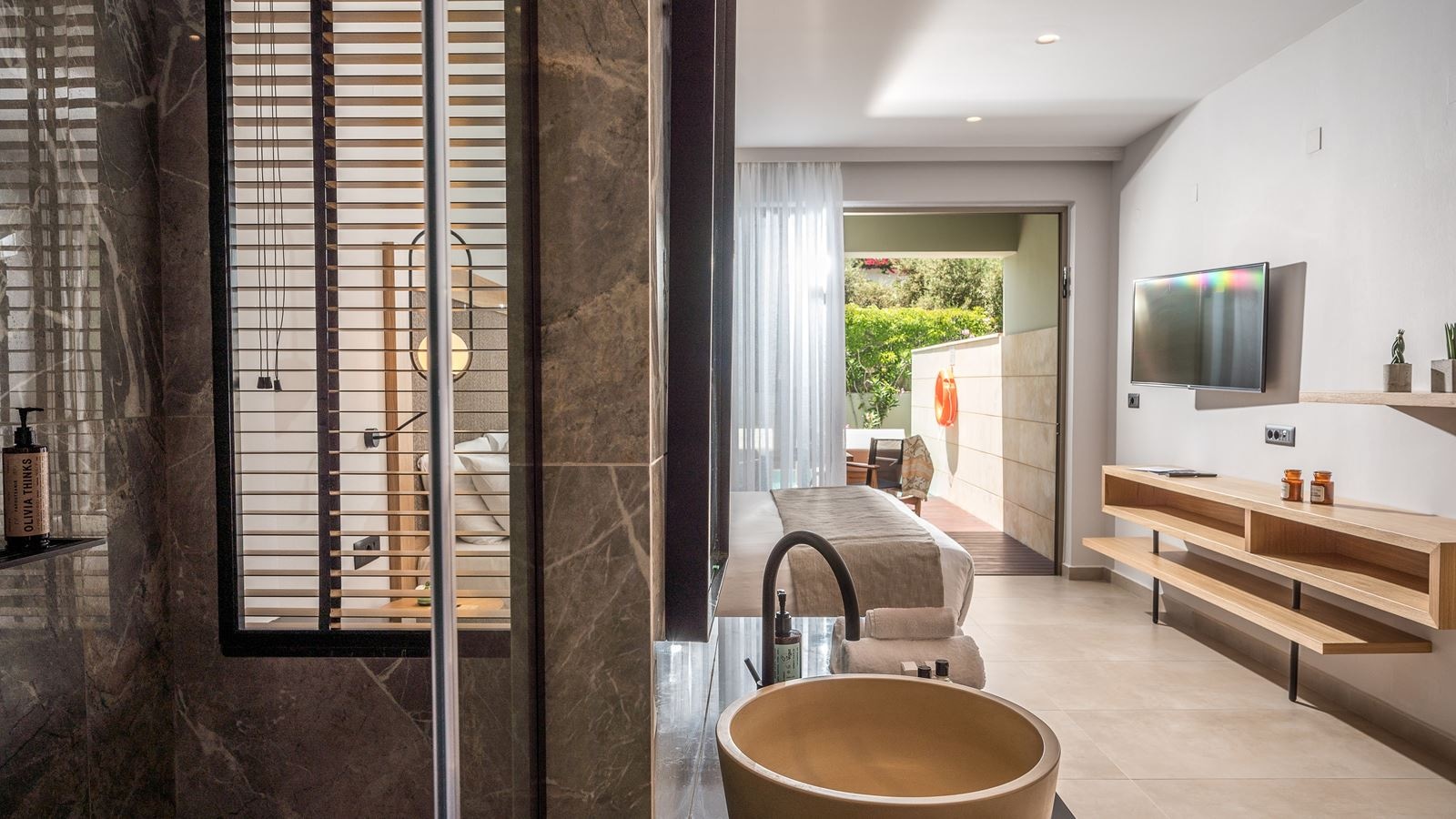 rooms-suite-private-pool