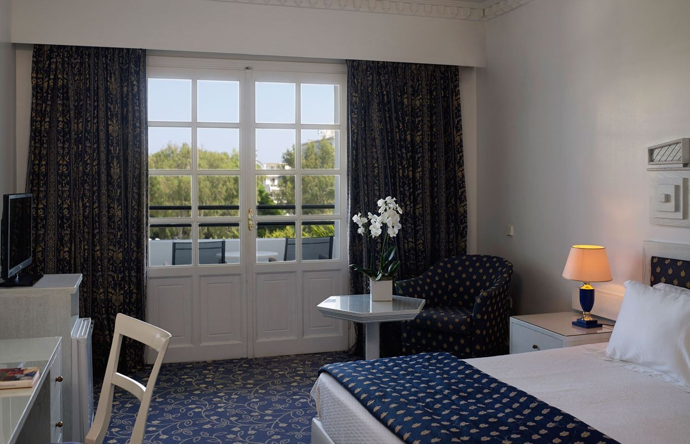 rooms-economy-double-room-balocony-or-terrace