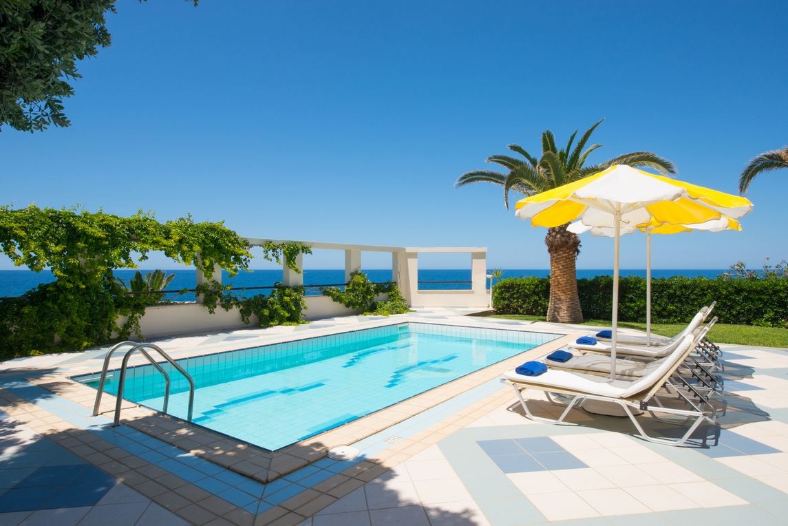 rooms-deluxe-suite-sea-view-swim-up