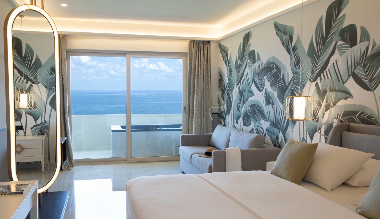 rooms-suite-deluxe-sea-view