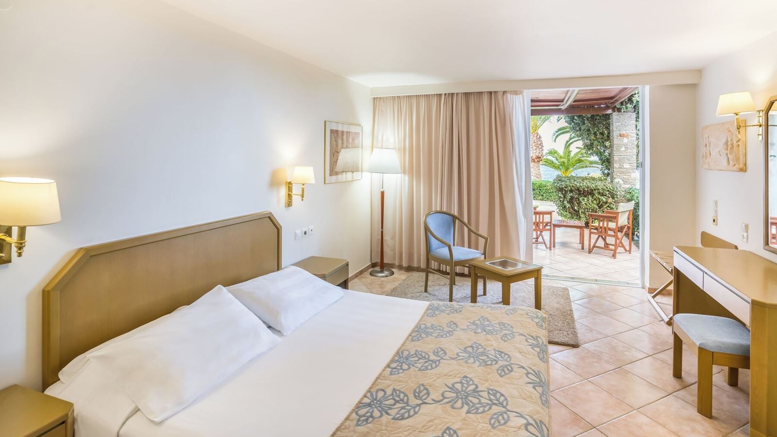 rooms-bungalow-waterfront