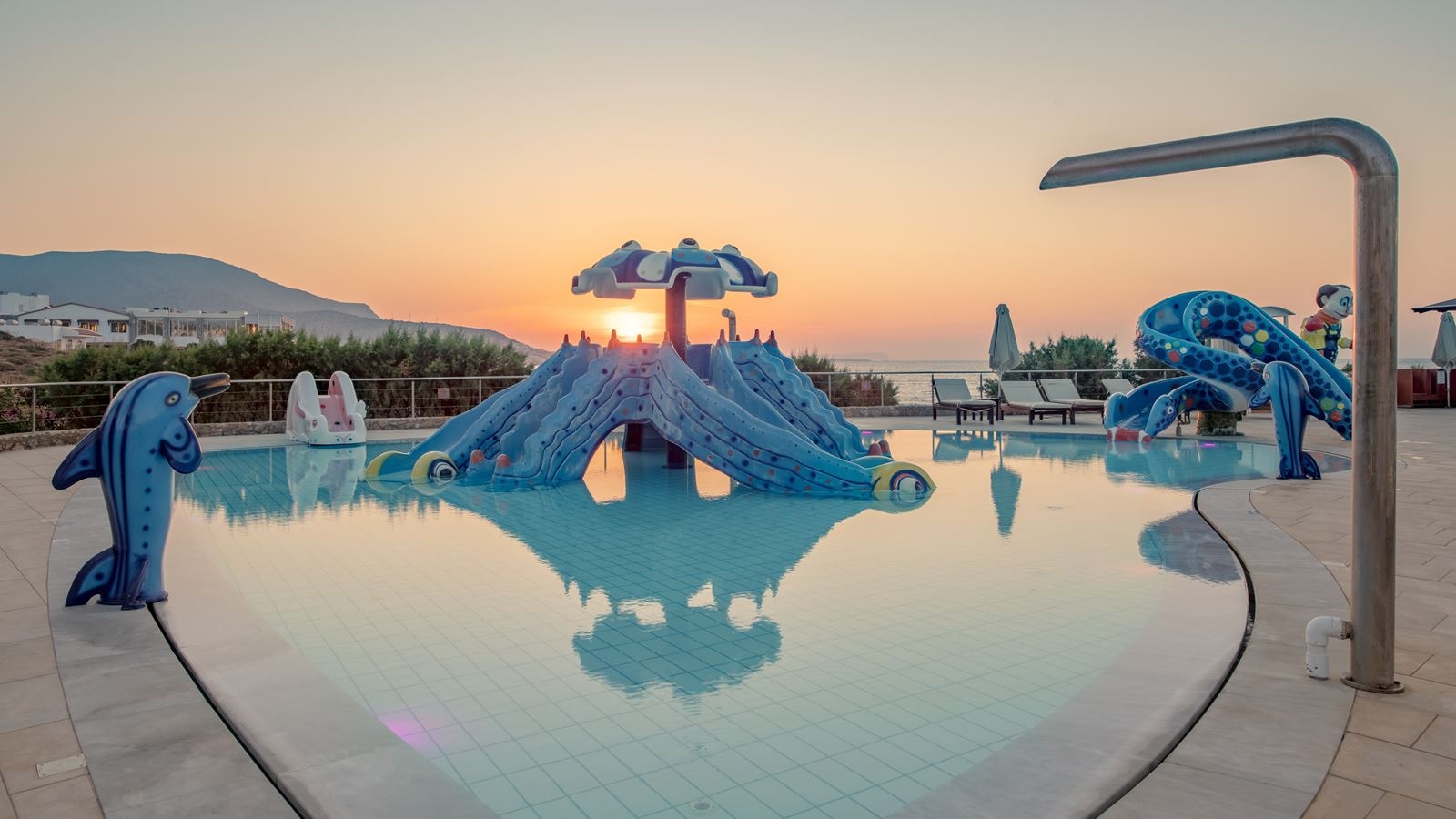 pools-outdoor-childrens-pool