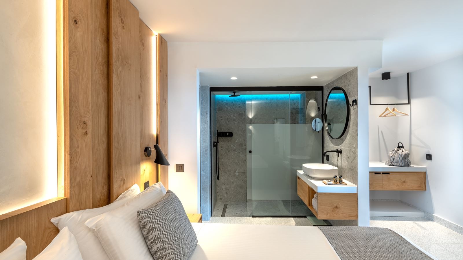 rooms-bungalow-classic-double-sea-view-sharing-pool