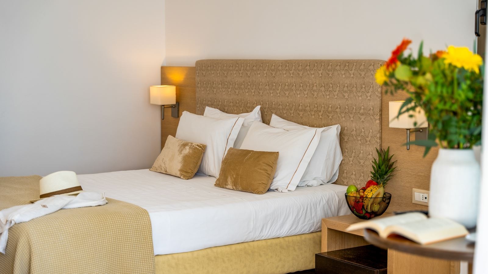 rooms-room-superior-double-balcony-or-terrace