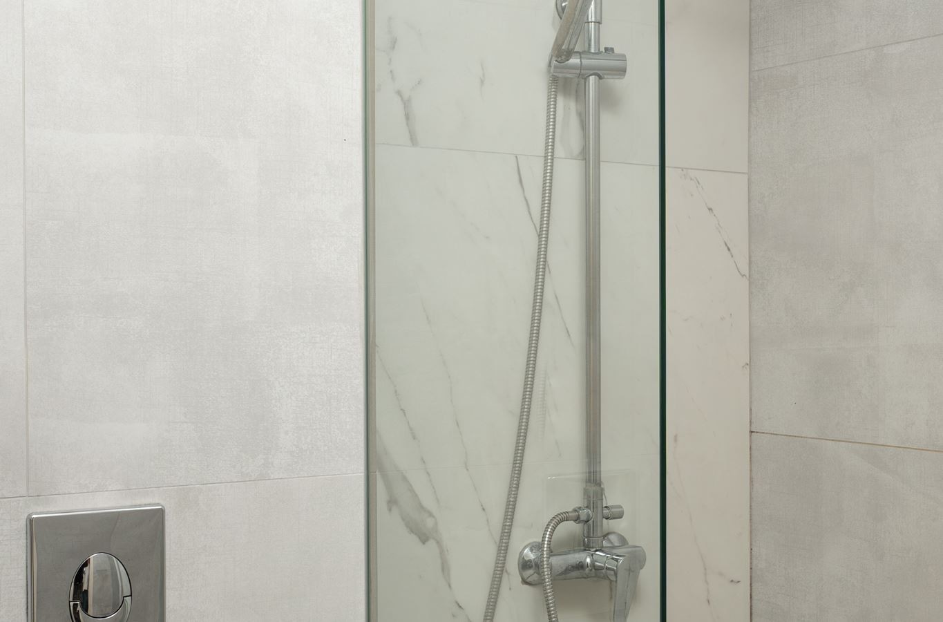 rooms-two-bedroom--family-room