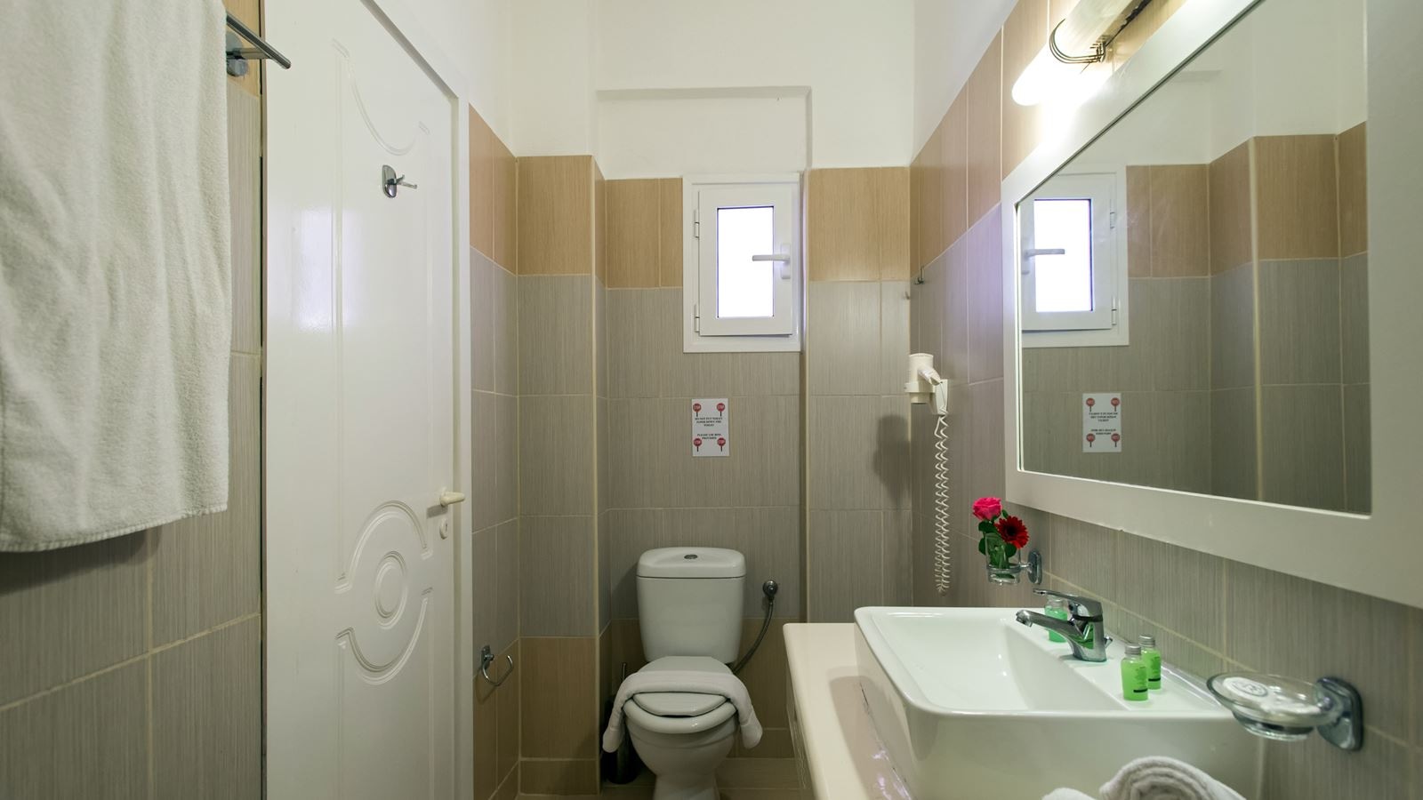 rooms-std-double-room