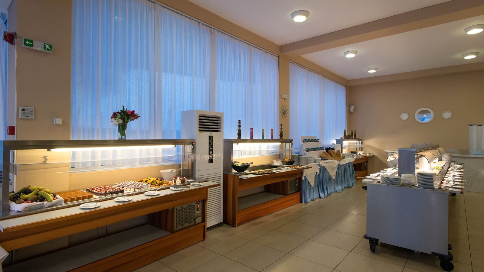 restaurants-main-restaurant