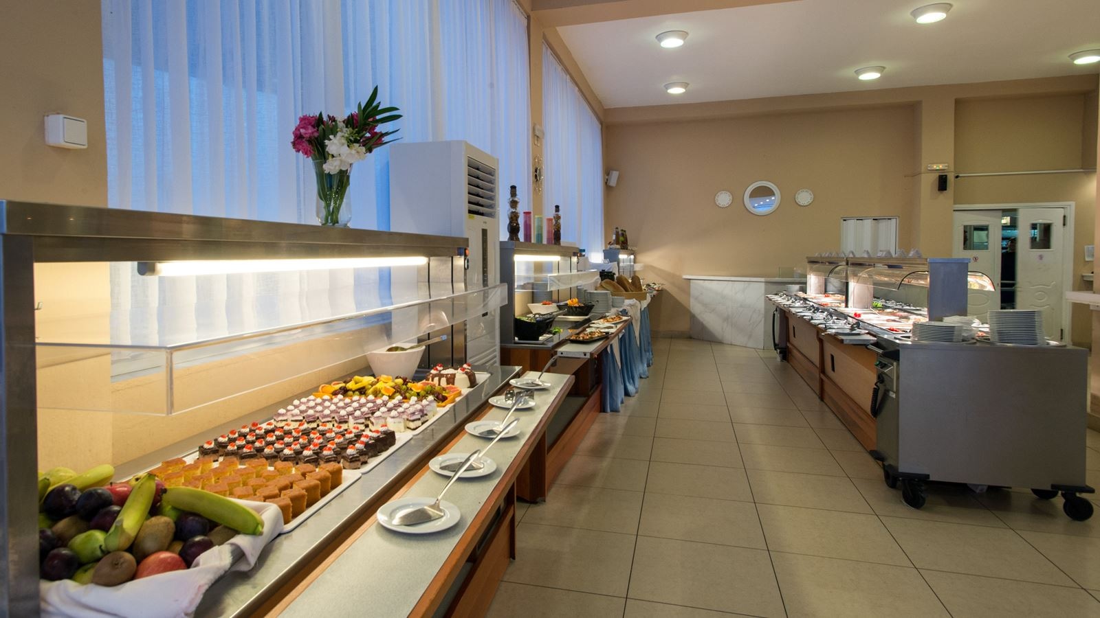 restaurants-main-restaurant