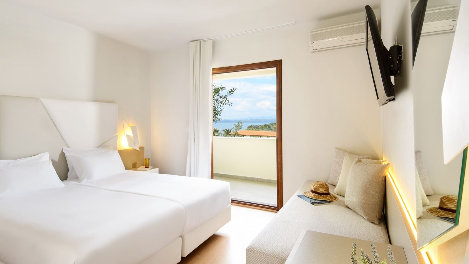 rooms-room-double-garden-view