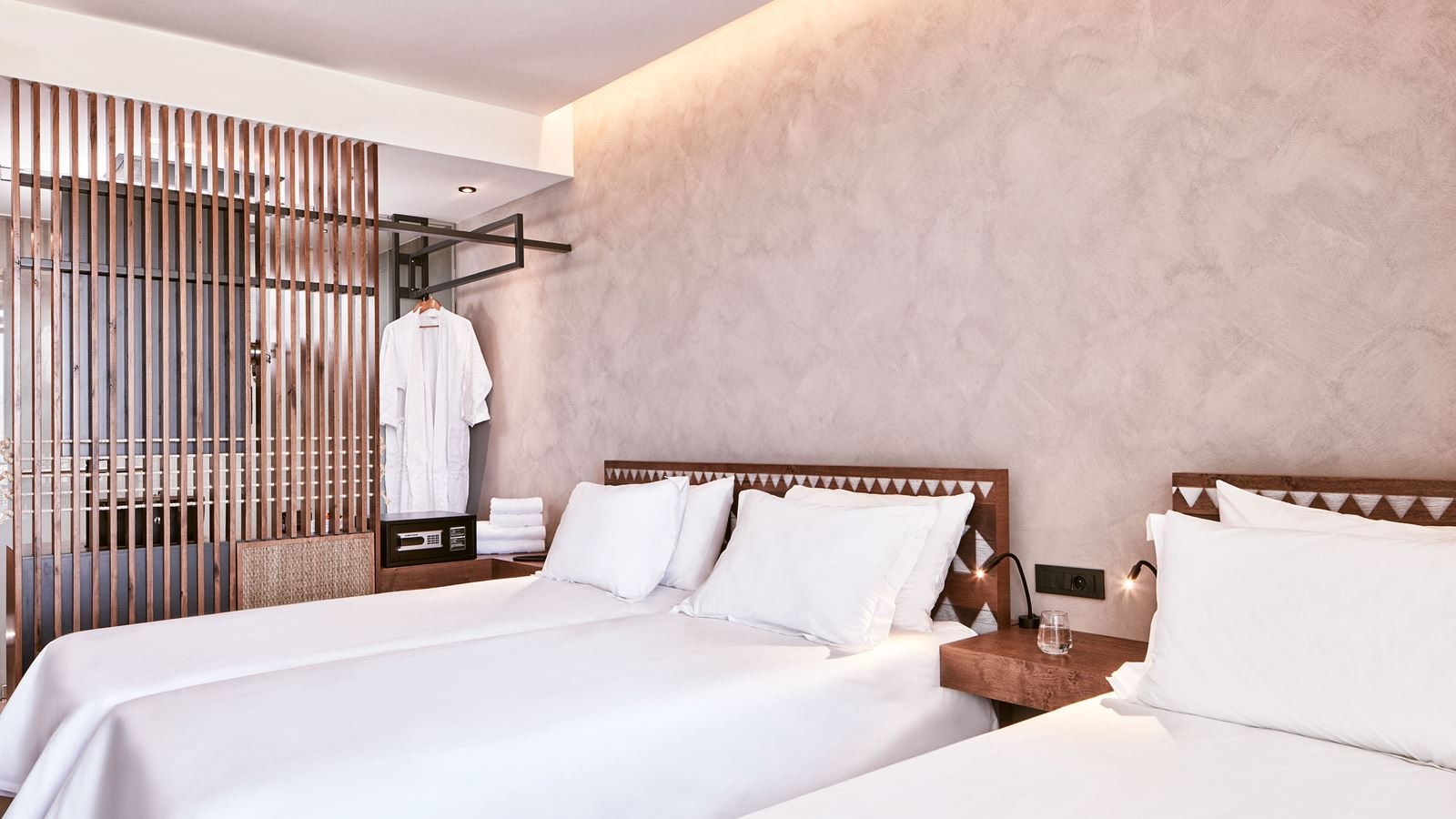 rooms-room-superior-double-sea-view