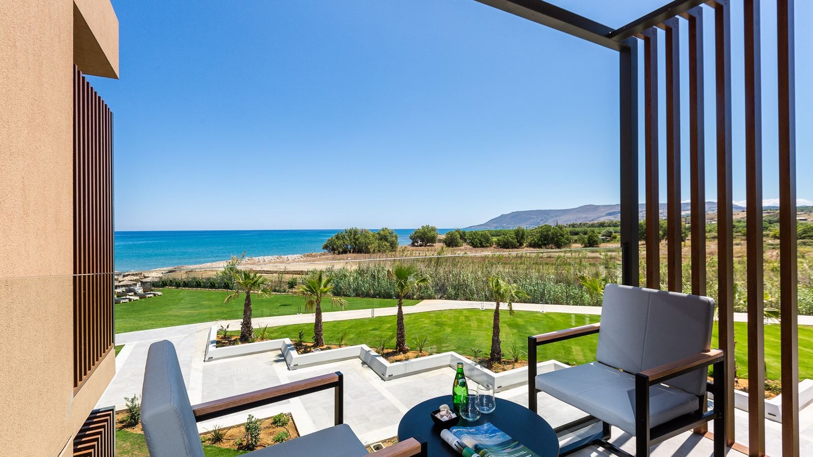 rooms-room-superior-double-sea-view