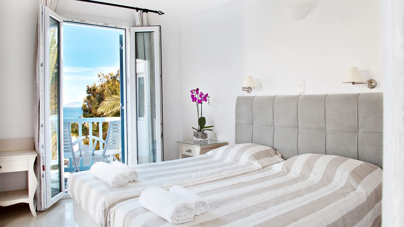 rooms-double-or-twin-sea-view