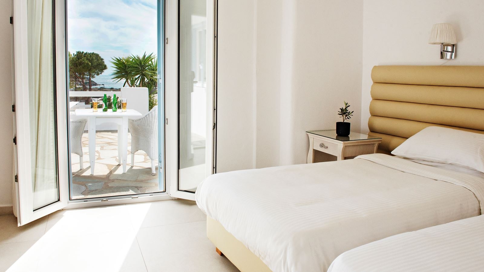 rooms-double-or-twin-sea-view