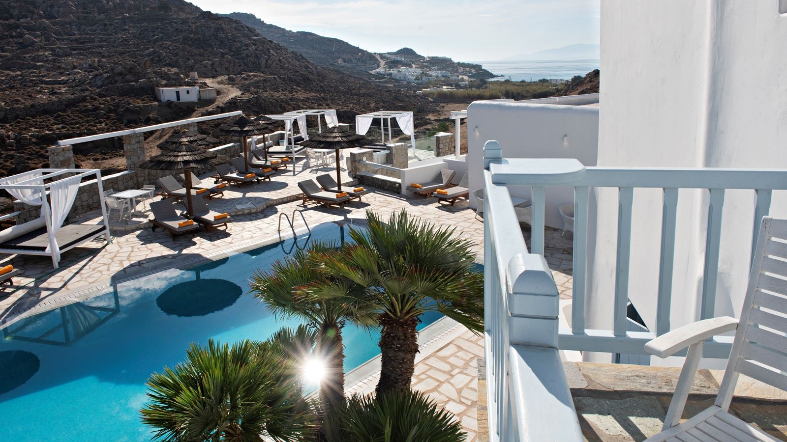 rooms-double-or-twin-deluxe-sea-view