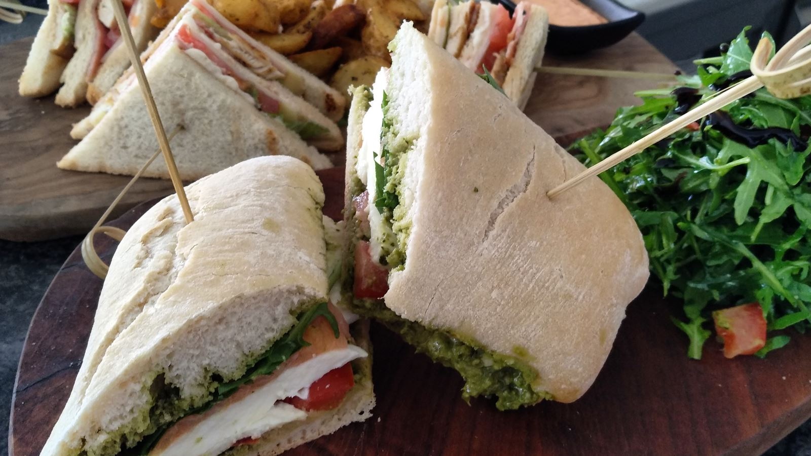 restaurants-restaurants