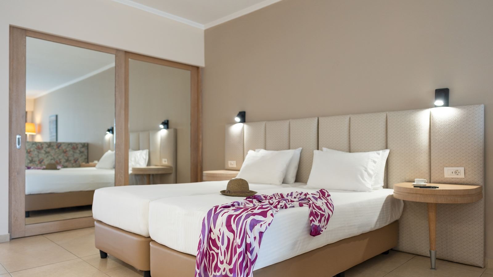 rooms-junior-suite-sea-view