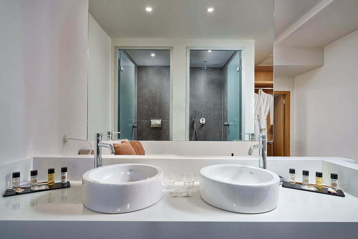 rooms-deluxe-junior-suite-sea-view