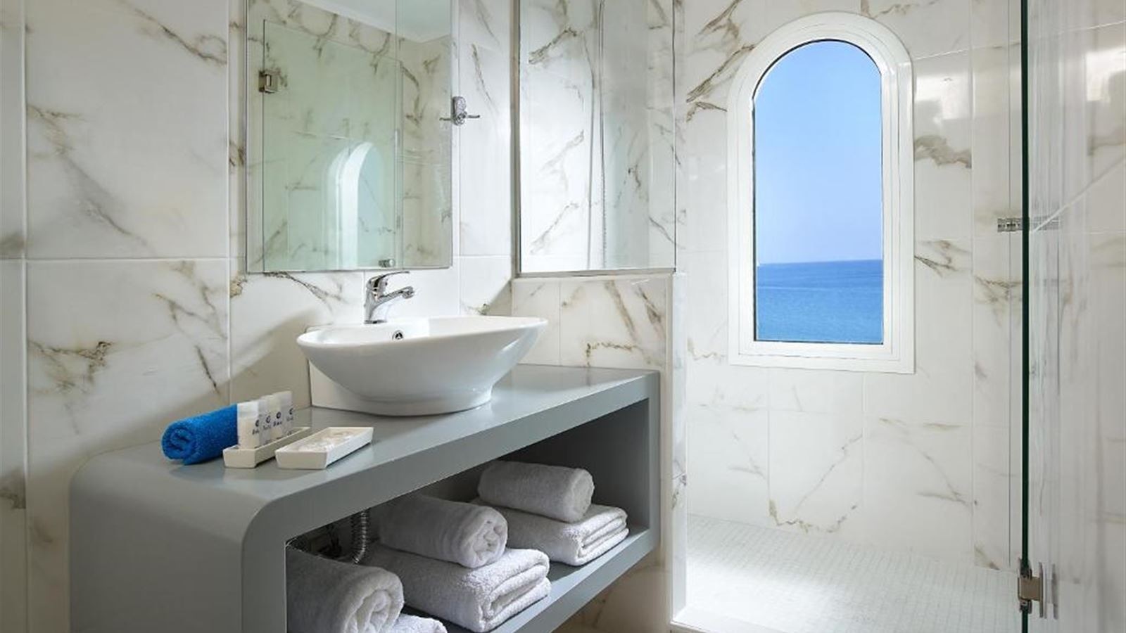 rooms-double-room