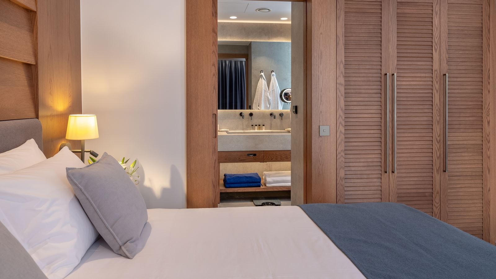 rooms-single-room