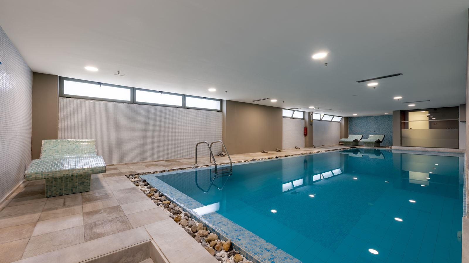 pools-indoor-pool