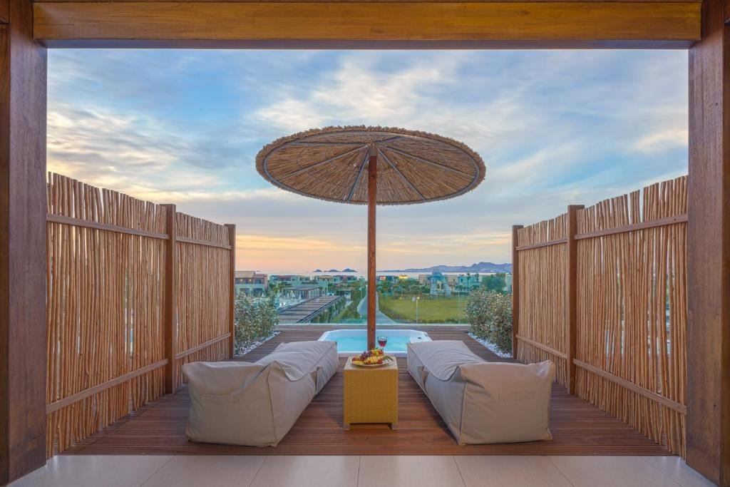 rooms-executive-double-room-with-private-outdoor-hydromassage