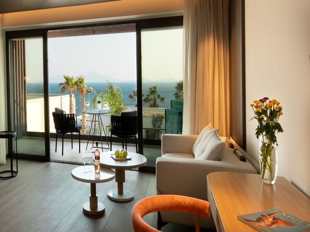 rooms-junior-suites-sea-view