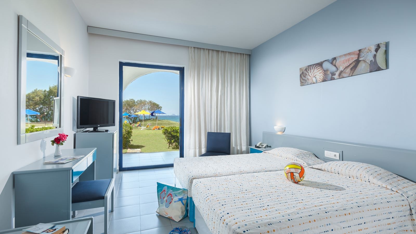 rooms-bungalow-beachfront