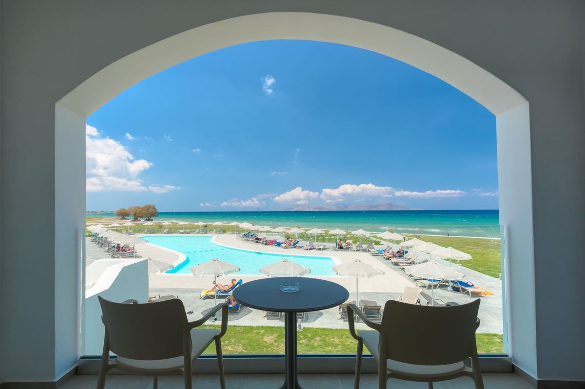 rooms-premium-bungalow-seafront