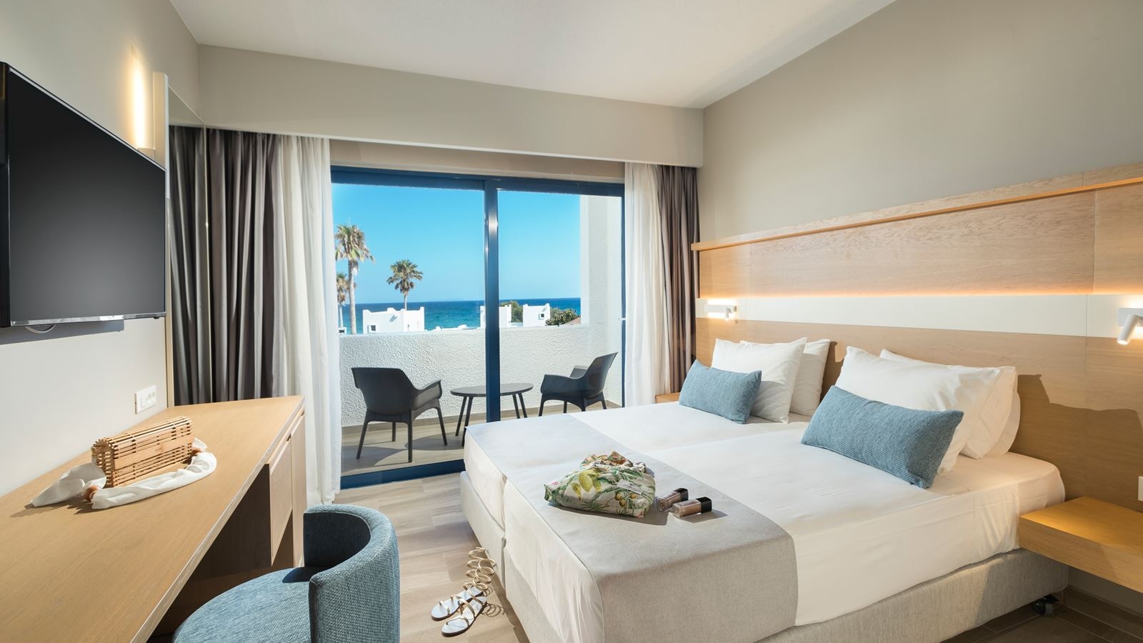 rooms-select-double-room--sea-view