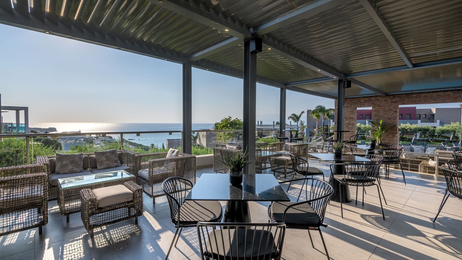 bars-julianos-main-bar