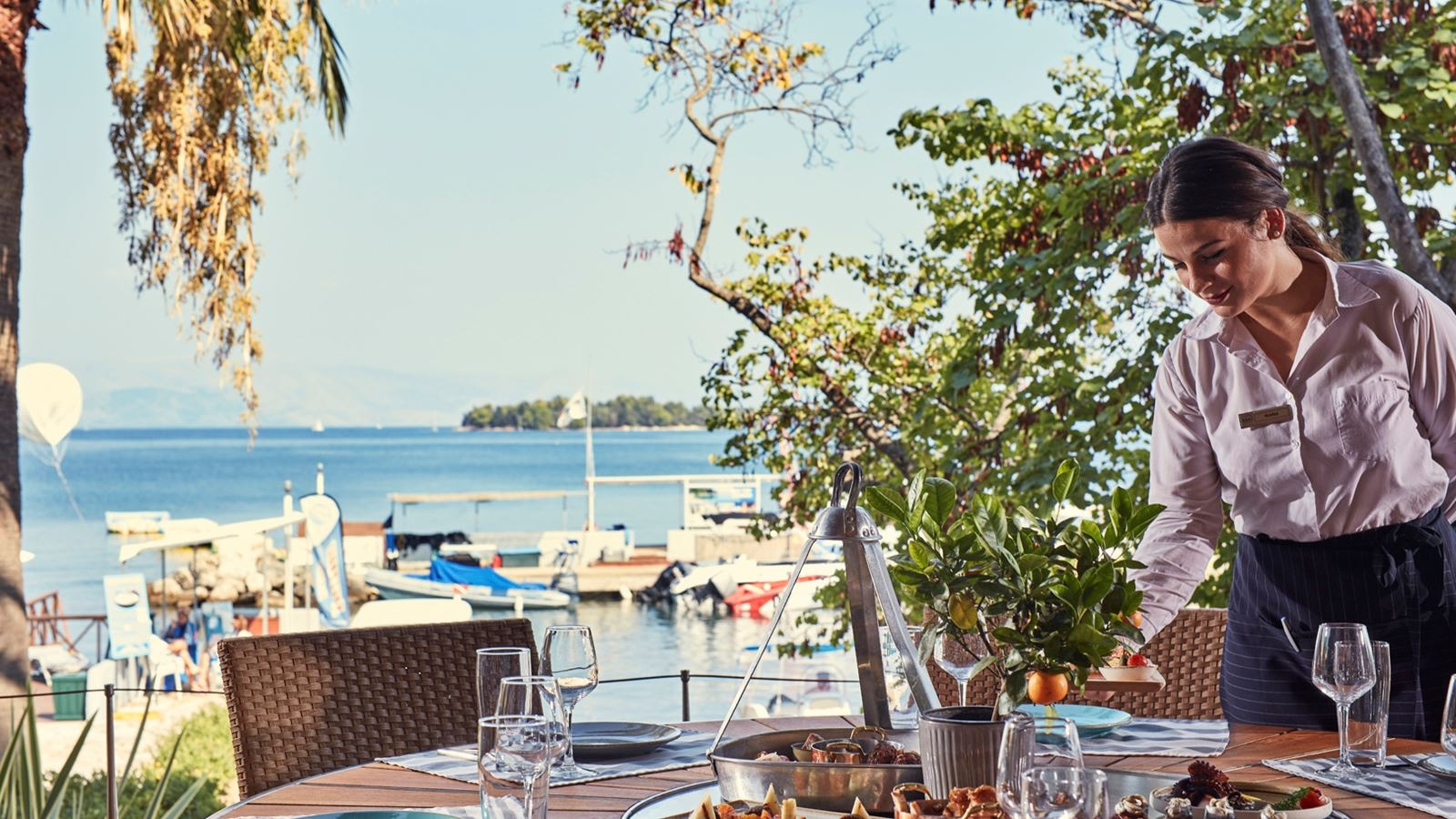 restaurants-parea-by-the-beach