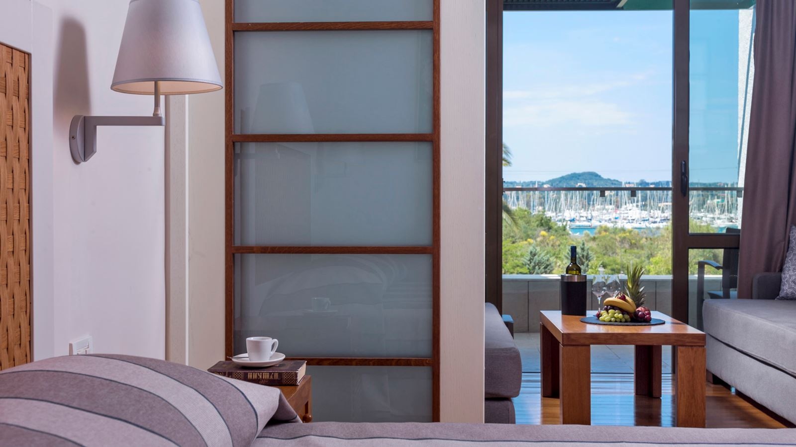 rooms-family-room-garden-view-main-building-or-bungalow