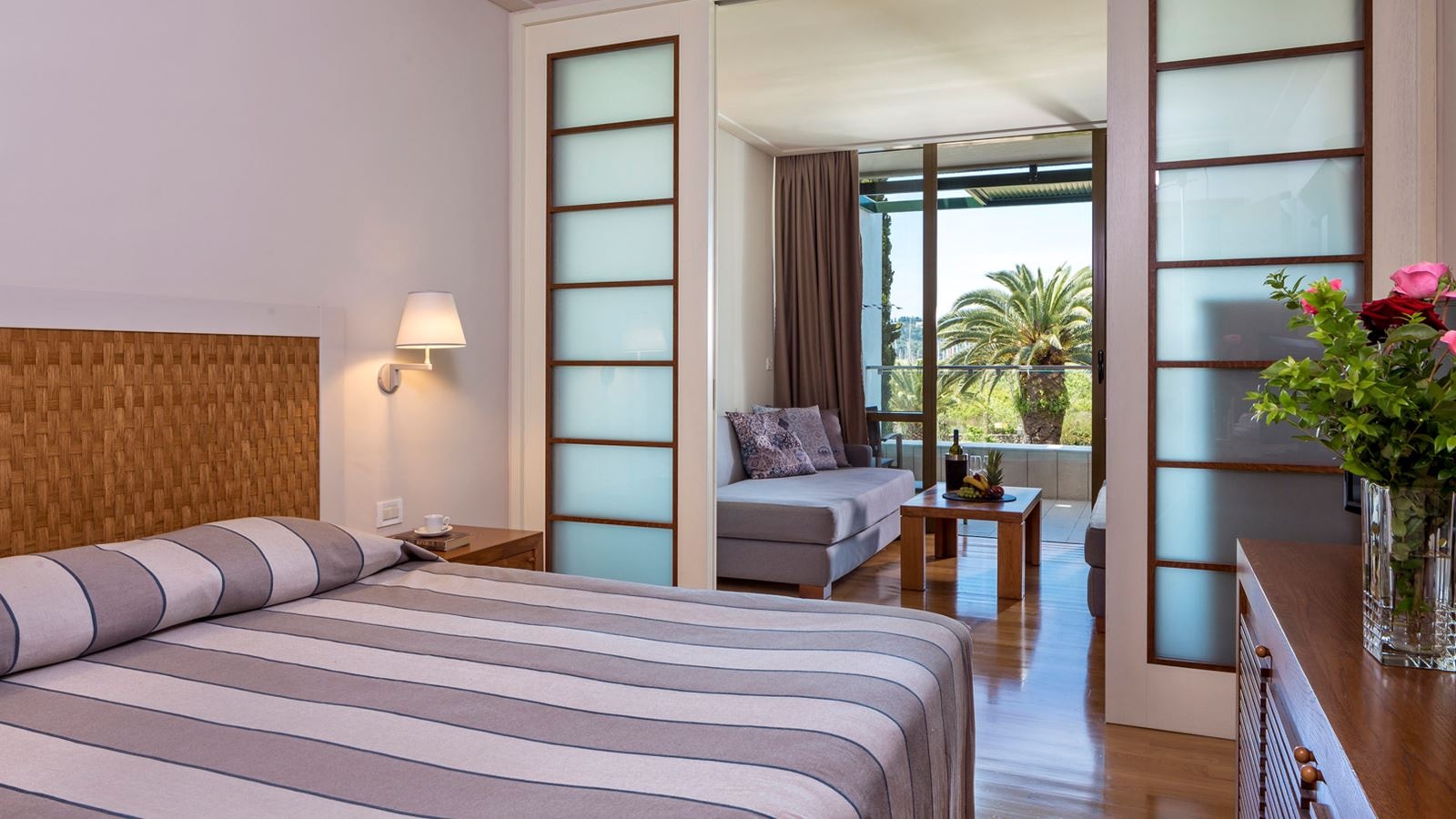 rooms-family-room-garden-view-main-building-or-bungalow