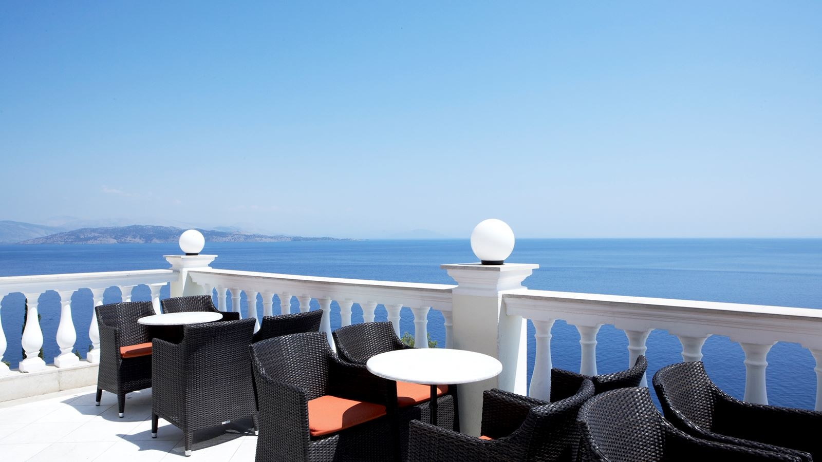 bars-poseidon-main-bar