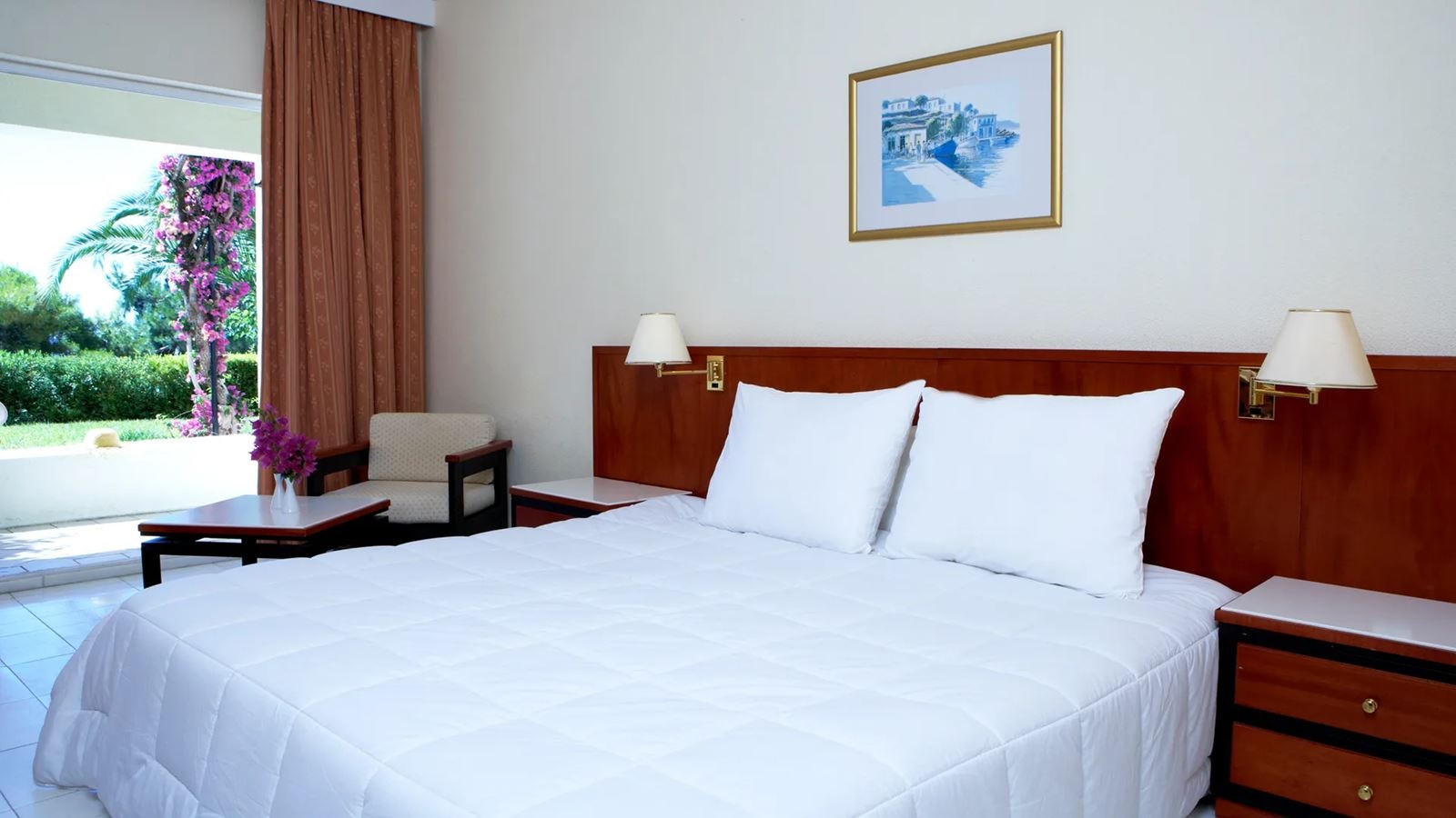 rooms-double-room-main-building-garden-view