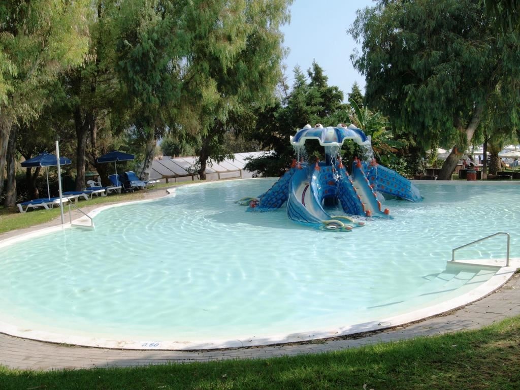 water-park-water-park