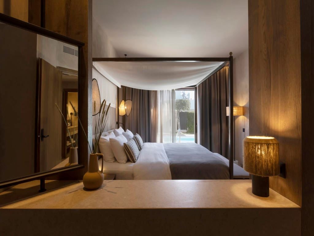 rooms-river-passage-pool-suite