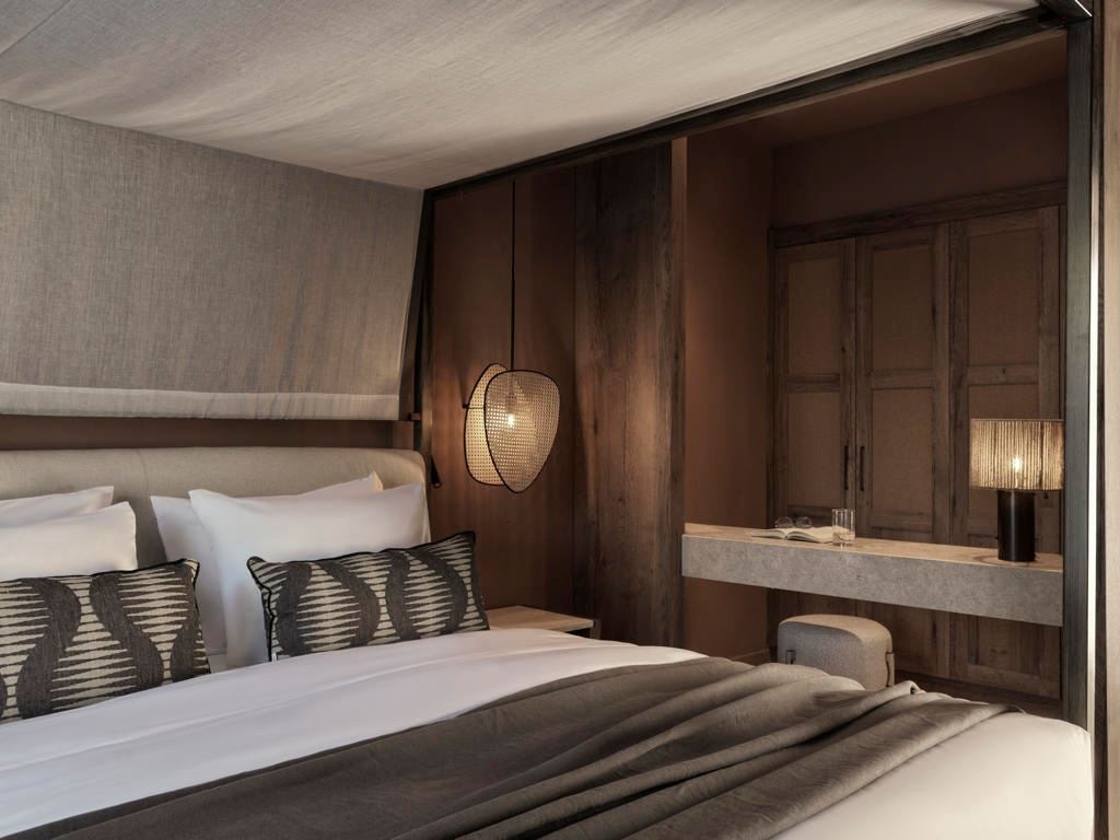 rooms-river-passage-pool-suite