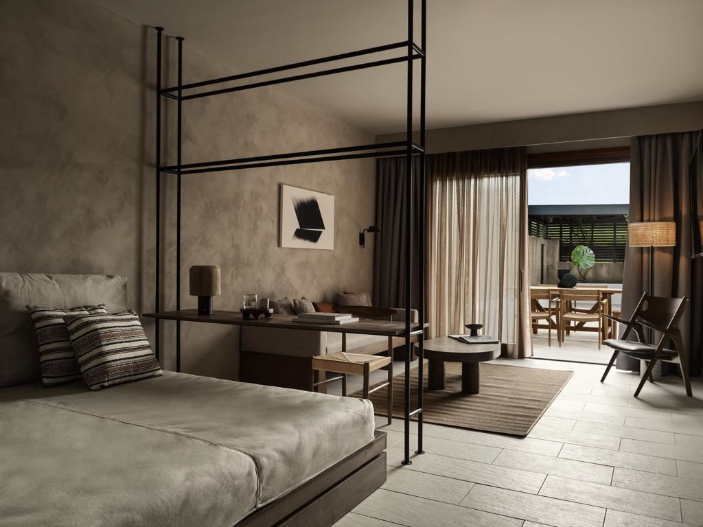 rooms-ottoman-garden-pool-suite