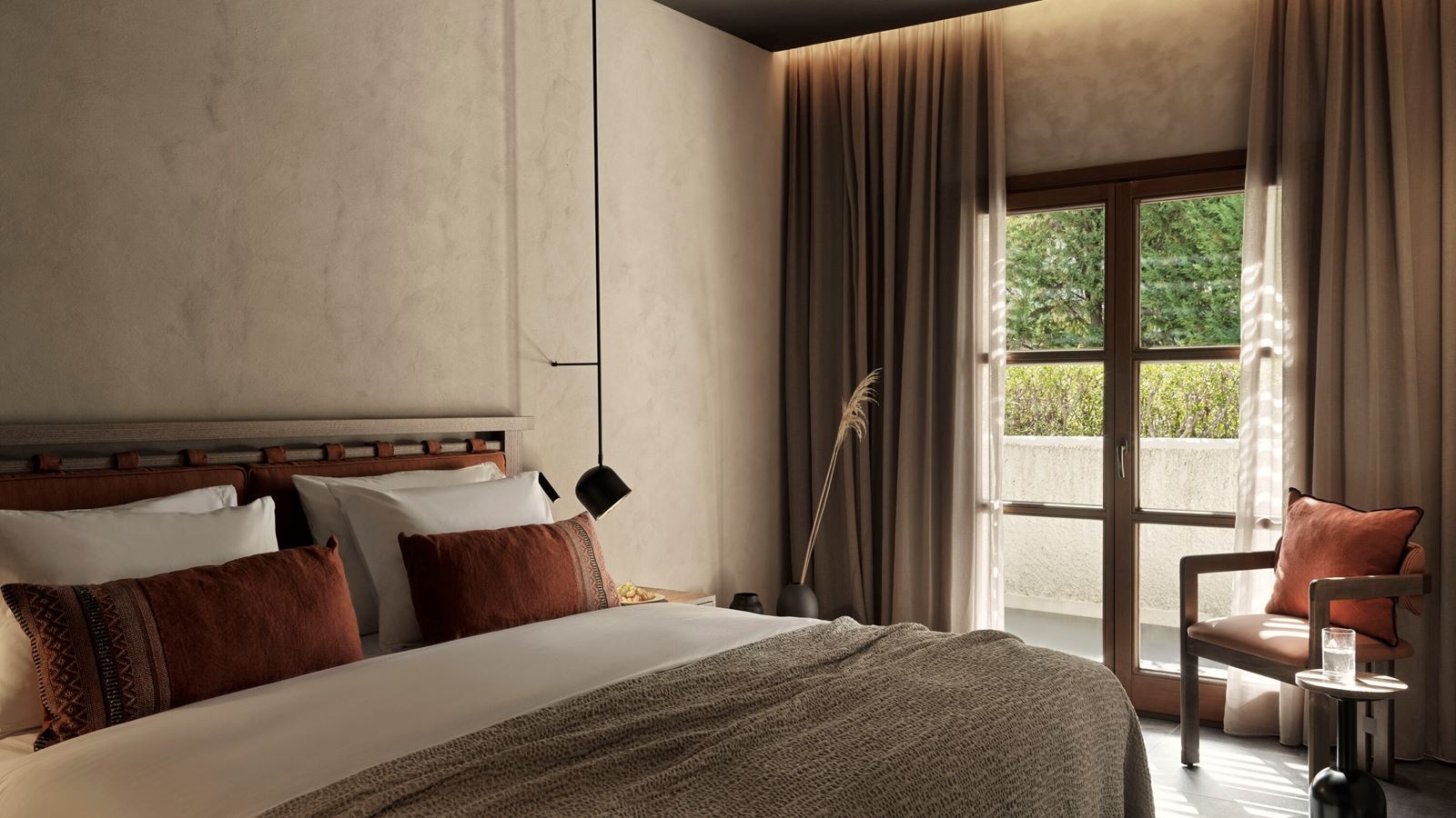 rooms-tropical-retreat